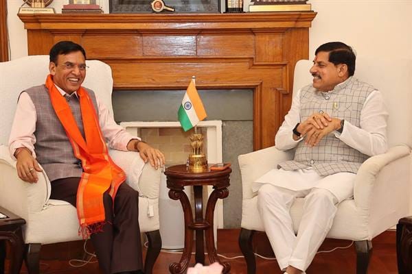 CM मोहन यादव ने केंद्रीय मंत्री मनसुख मांडविया से की मुलाकात, रोजगार और युवाओं के मुद्दों पर चर्चा