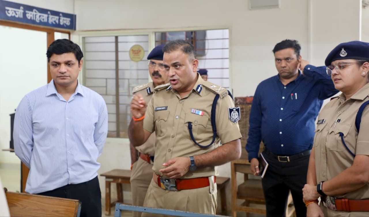 सर्पदंश से मौत पर आर्थिक सहायता का प्रकरण तत्काल तैयार करें: संभाग आयुक्त