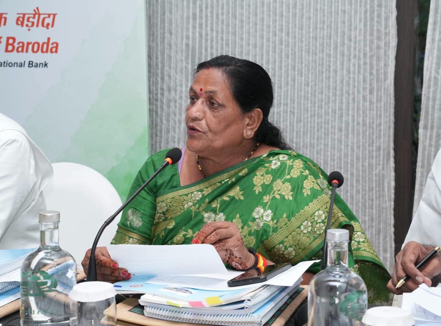 अंडमान-निकोबार में संसदीय समिति की बैठक, माया नारोलिया ने PMAY-U 2.0 की समीक्षा की