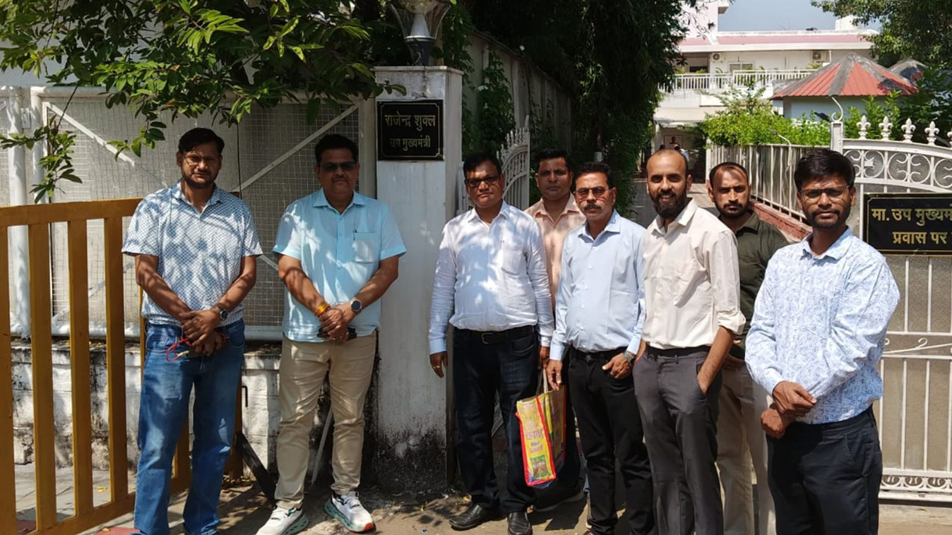 MP में स्वामित्व योजना पर सरकार और पटवारियों में टकराव तेज, 50 लाख परिवारों की रजिस्ट्री पर संकट