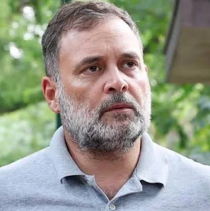 इंदौर में राहुल गांधी के आयोजन पर बारिश का साया, गीली जमीन और महंगे उपकरणों ने बढ़ाई चिंता
