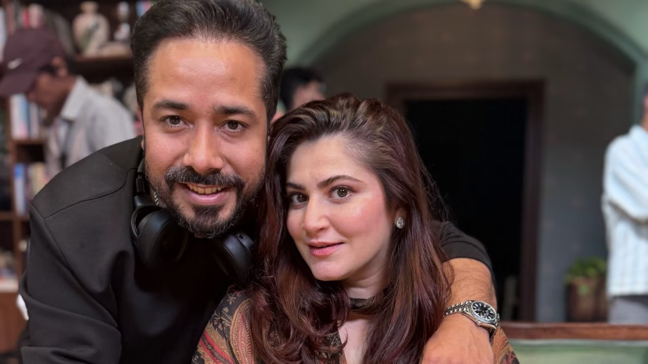 ‘दृश्यम 3’ के एंड क्रेडिट्स में पति अभिषेक पाठक का खास संदेश देख भावुक हुईं शिवालिका, बोलीं- तुम्हारी पत्नी होने पर गर्व है