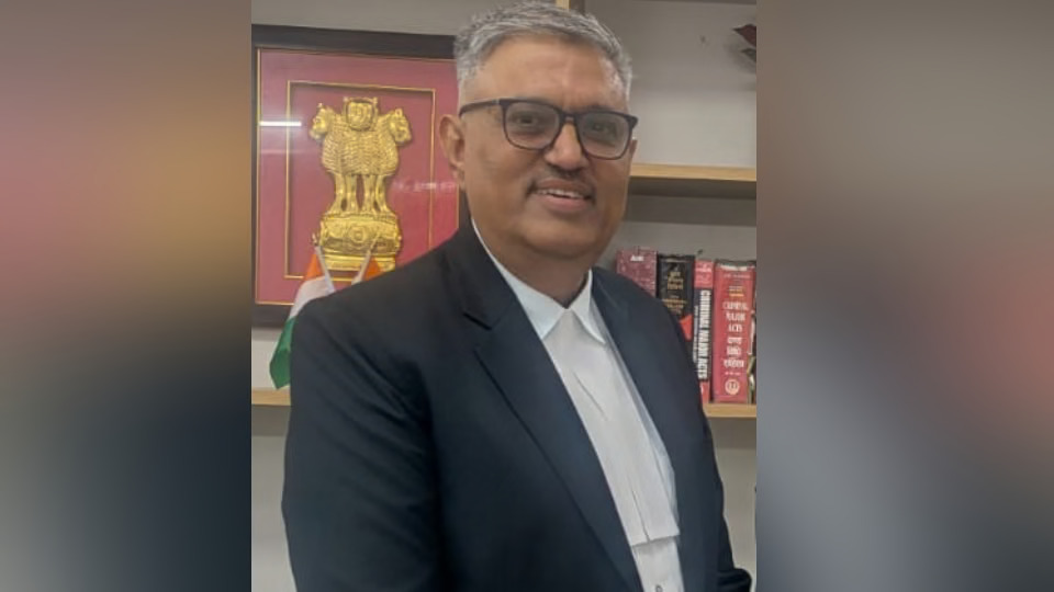 जिला जज अरविंद कुमार मिश्रा