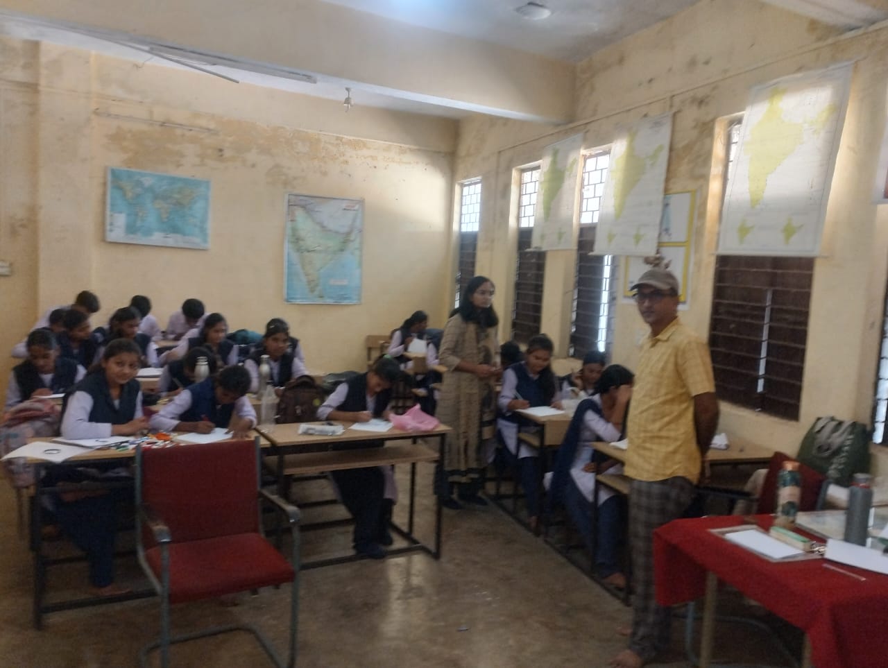 माखननगर शासकीय महाविद्यालय में सामाजिक समस्याओं पर व्याख्यान, कार्ड मेकिंग प्रतियोगिता में सायबा बानो खान प्रथम