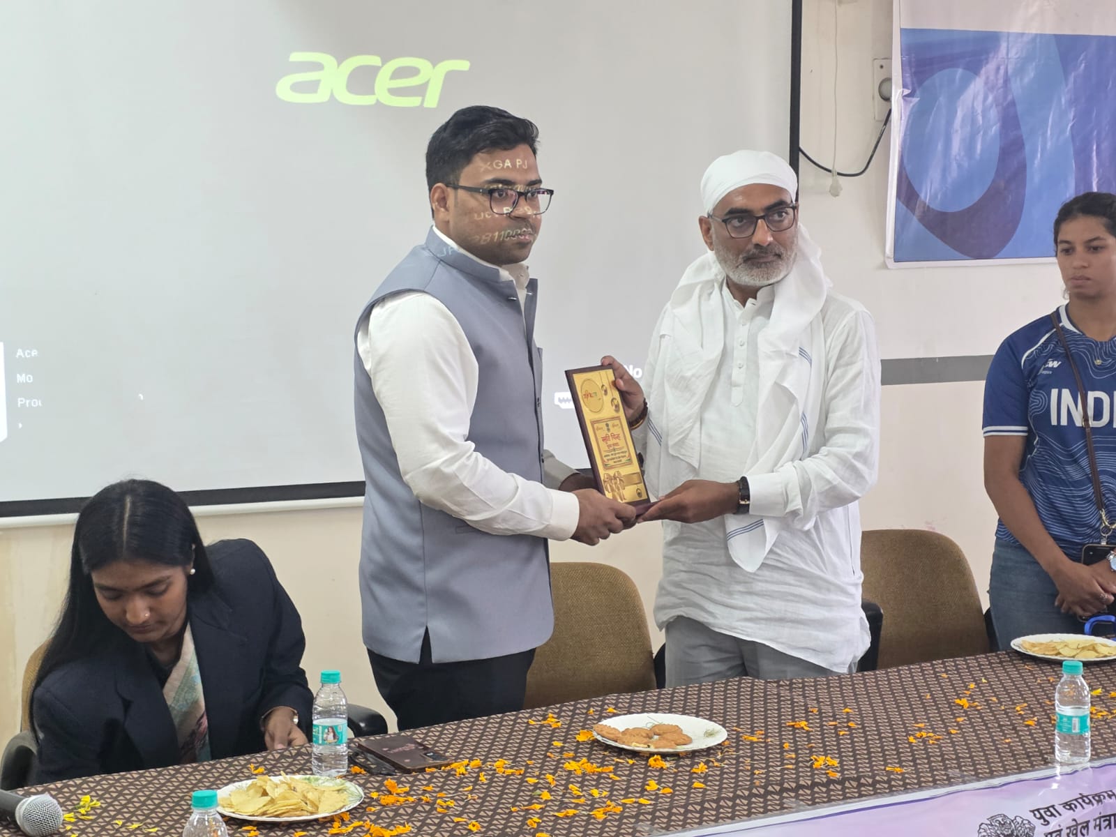 नर्मदापुरम में ‘युवा संवाद’ का आयोजन, युवाओं को मतदान के अधिकार और महत्व की दी जानकारी