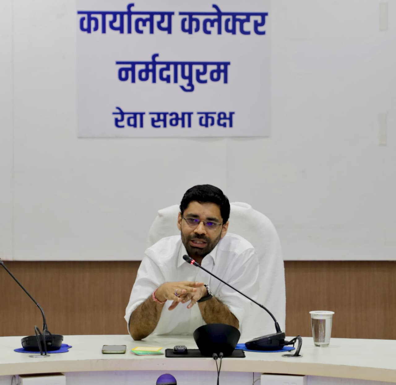 माखननगर में आदिवासी समुदाय की समस्याओं पर चार दिन में जांच रिपोर्ट देने के निर्देश